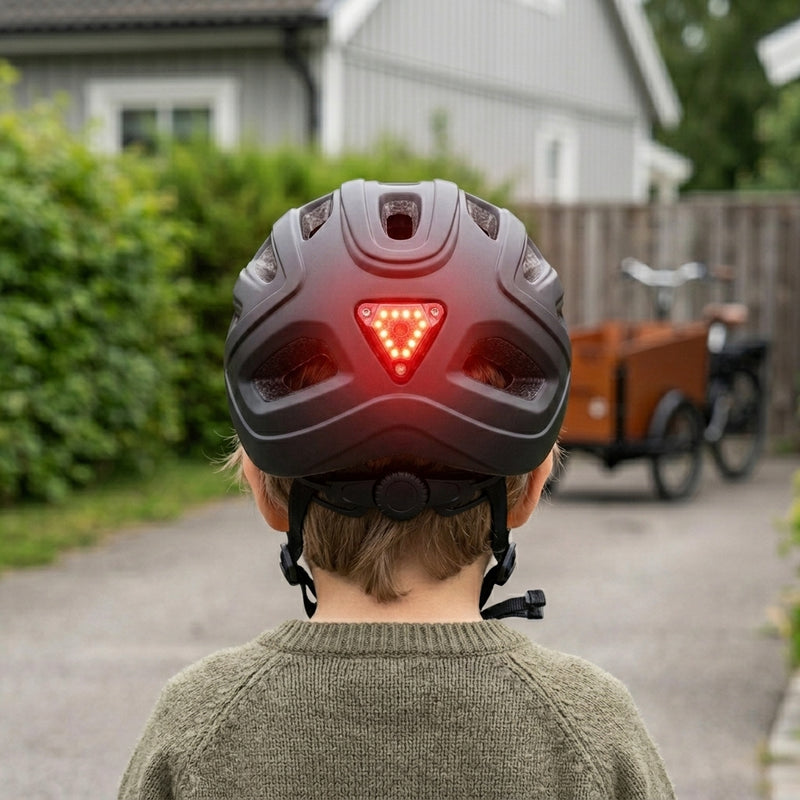 Chanty Hjälm 51-55 cm med ljus